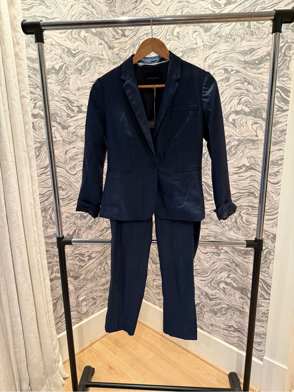 Banana Republic Women’s Navy Blue Tailored Suit Jacket & Trousers